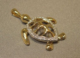 14k Yellow Gold Diamond Set Sea Turtle