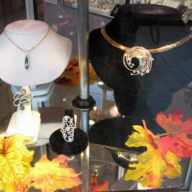 Jewelry by Cole Display