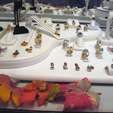 Jewelry by Cole Display