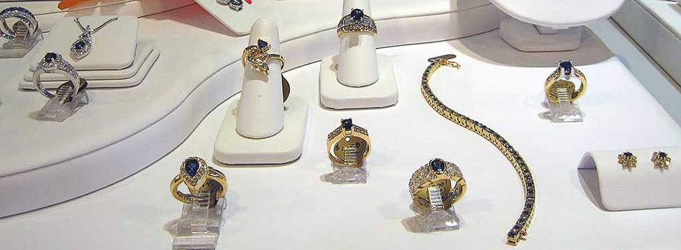 Custom Gold Rings Display